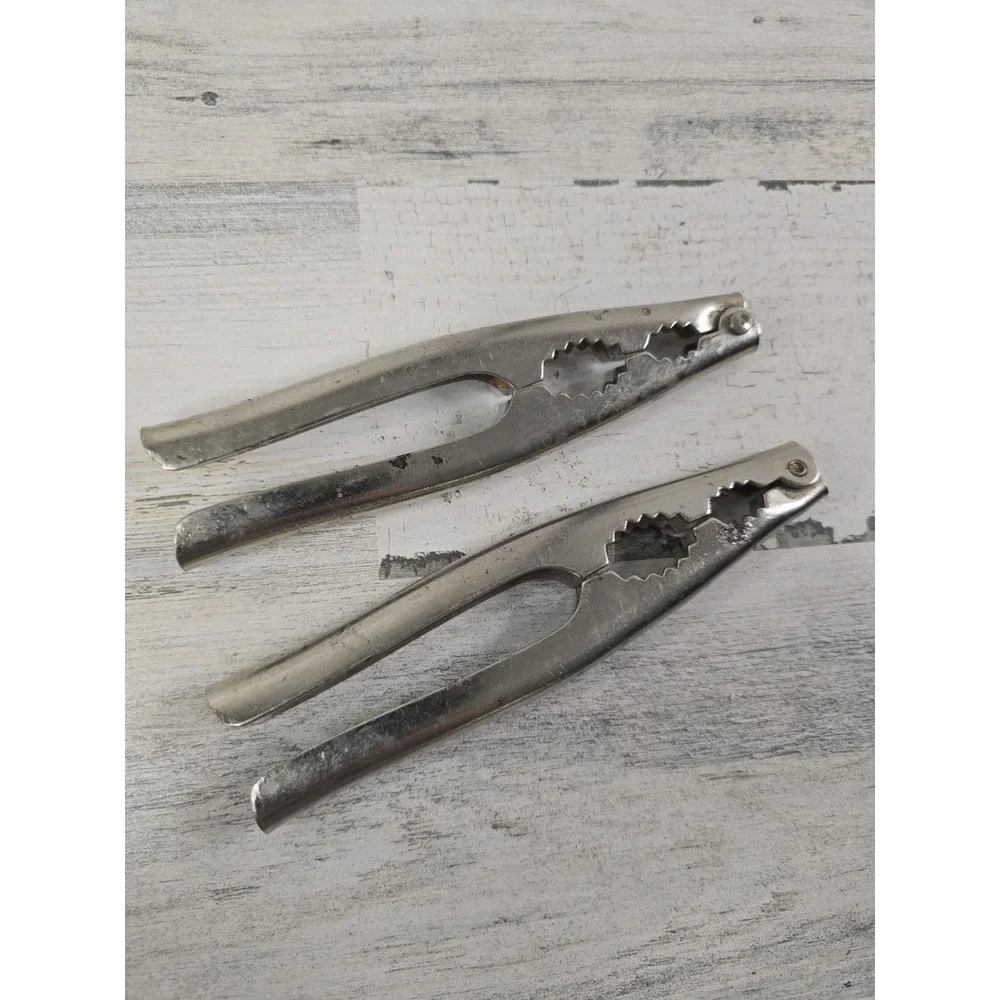 Vintage Chrome Nutcrackers Seafood Crab Lobster Shell Crackers Set of 2 Silver